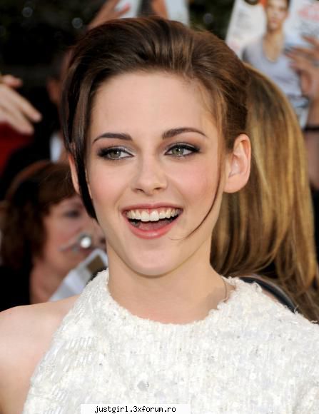 nume real: kristen jaymes stewart
 � locul los angeles, sua
 � data 09.04.1990 (21 ani)
 � � � 168