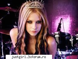 Avril Lavigne - Smiley - Muzica