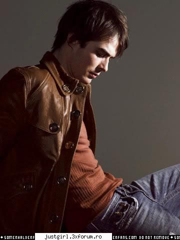 Poze - Smiley - Ian Somerhalder