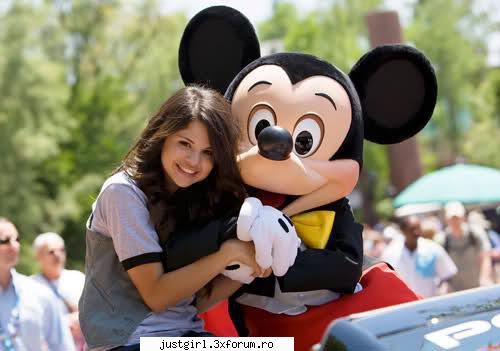 Selena Gomez - Nume: Selena Marie Gomez Data nasterii: 22 iulie - Muzica