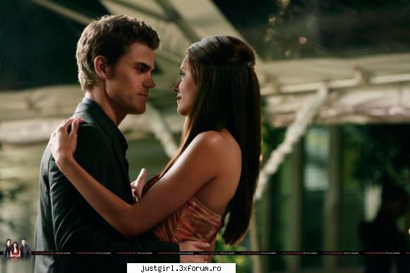 The Vampire Diaries - Smiley - Poze